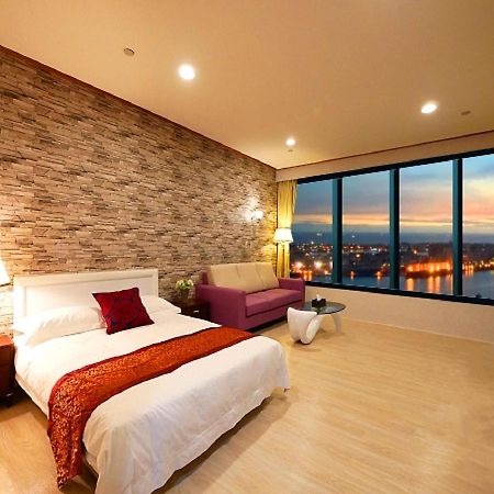 Apartamento 85 Season Kaohsiung Exterior foto